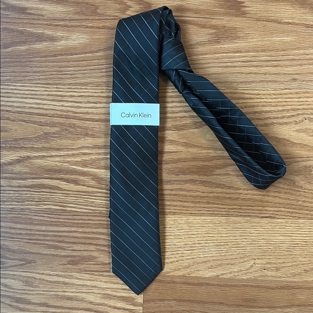 NWT Calvin Klein Black White Gray Striped Tie